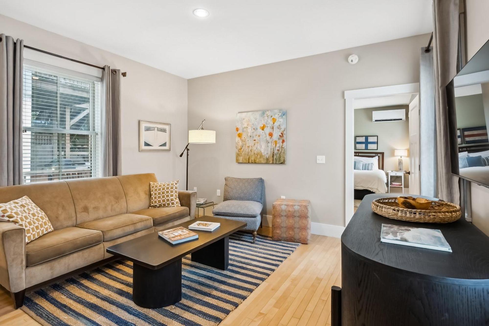 The Heart Of The West End #3 Apartment Portland